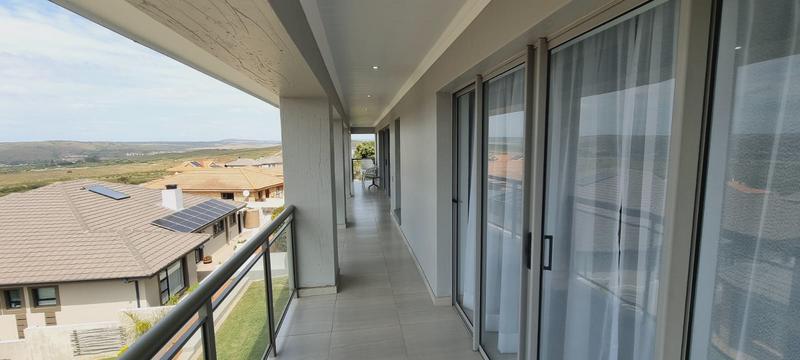 4 Bedroom Property for Sale in Monte Christo Western Cape